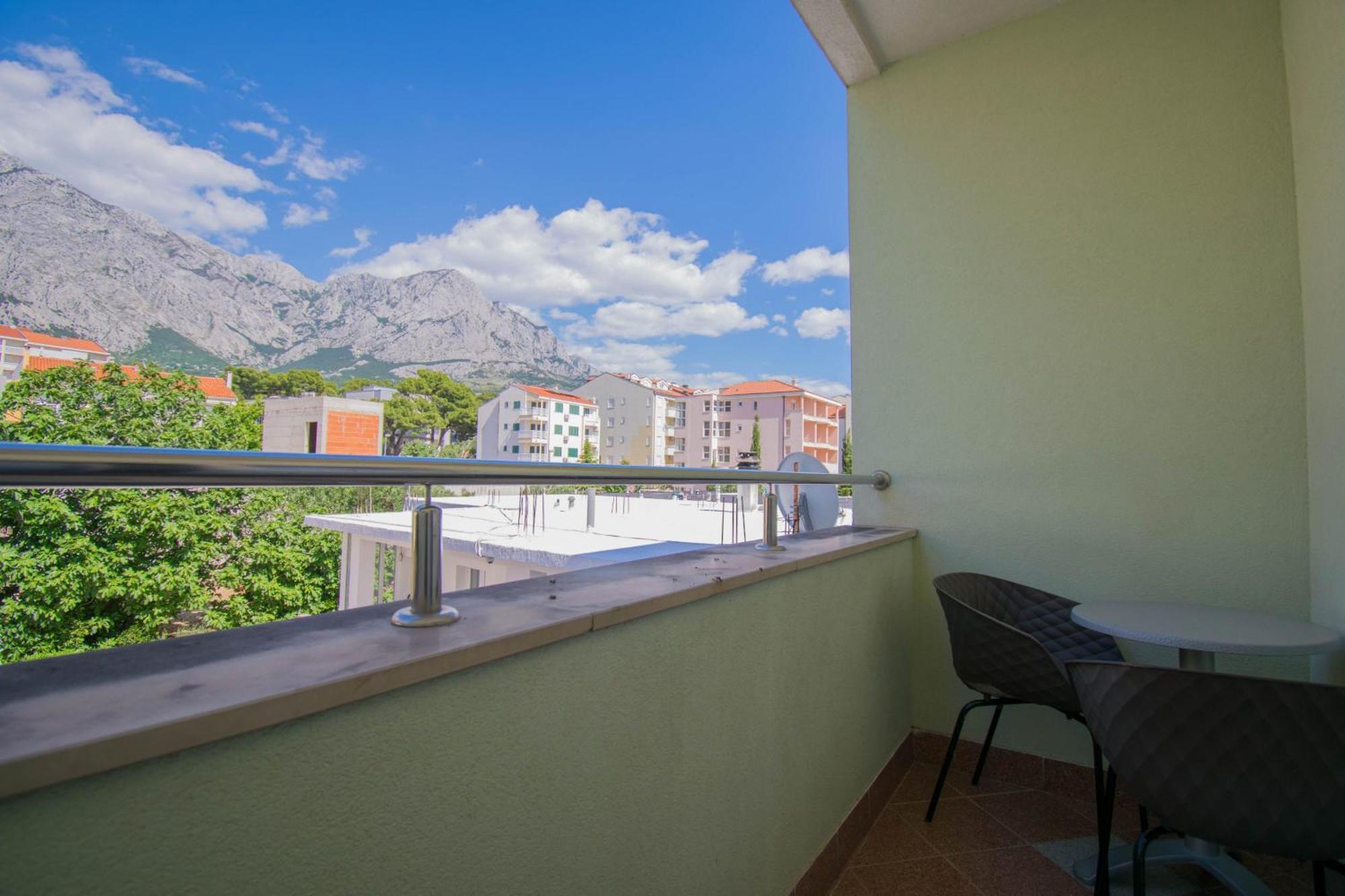 Villa Kameni Dvori Baska Voda Bilik gambar