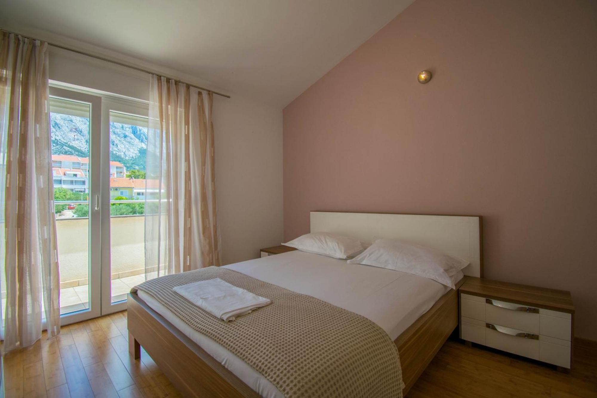Villa Kameni Dvori Baska Voda Bilik gambar