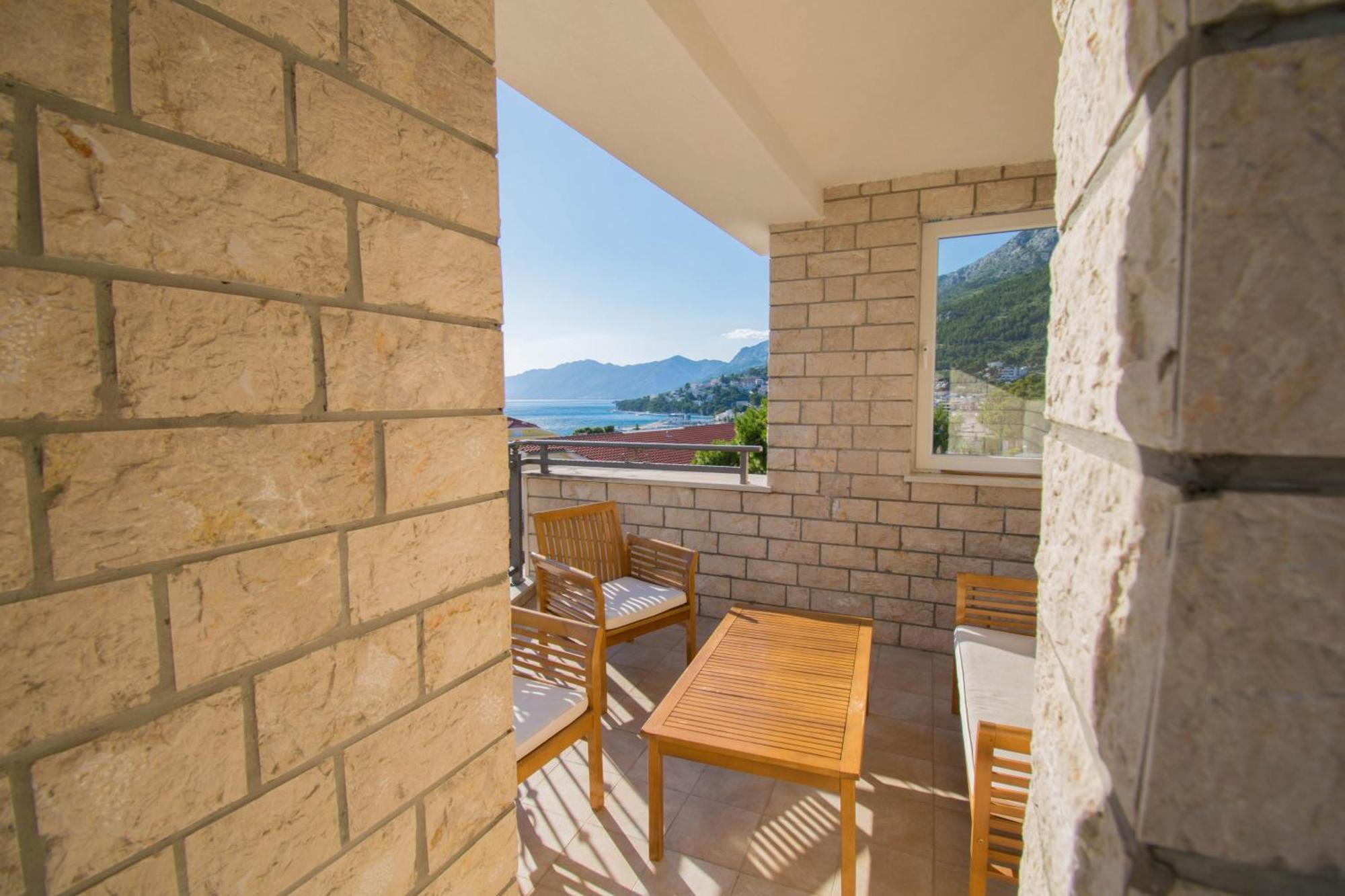 Villa Kameni Dvori Baska Voda Bilik gambar