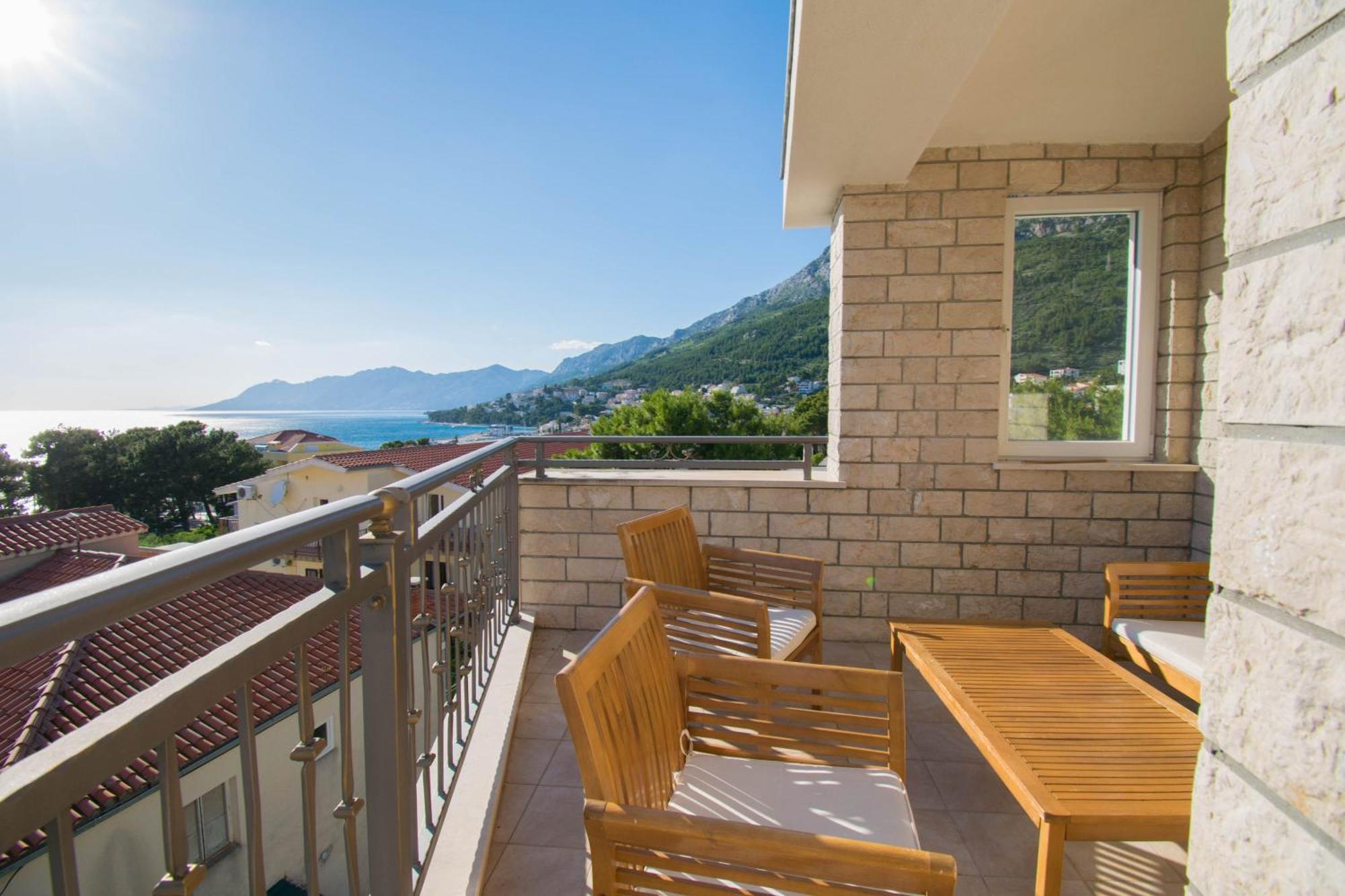 Villa Kameni Dvori Baska Voda Bilik gambar